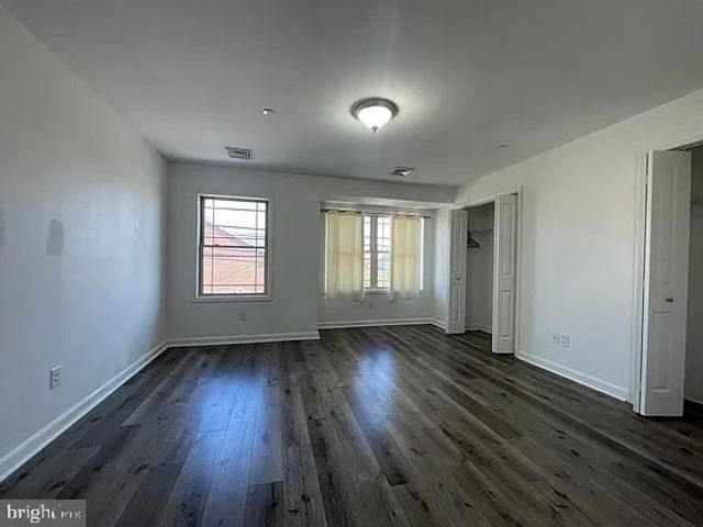 1002 FAIRMOUNT AVE, Philadelphia, PA 19123