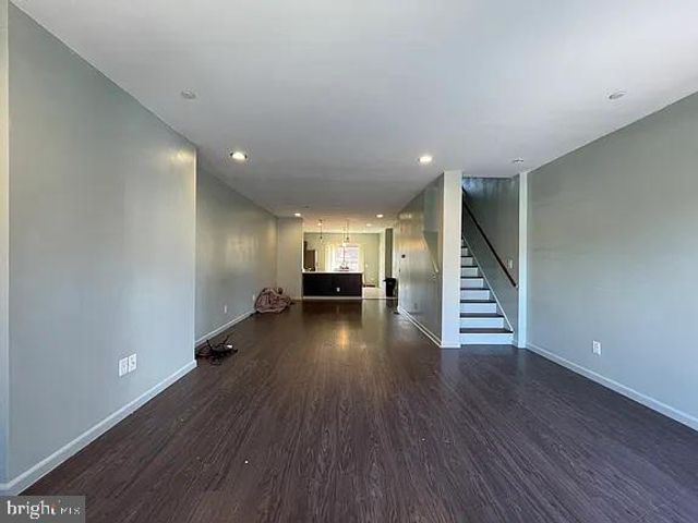 1002 FAIRMOUNT AVE, Philadelphia, PA 19123