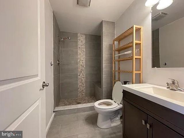 1002 FAIRMOUNT AVE, Philadelphia, PA 19123