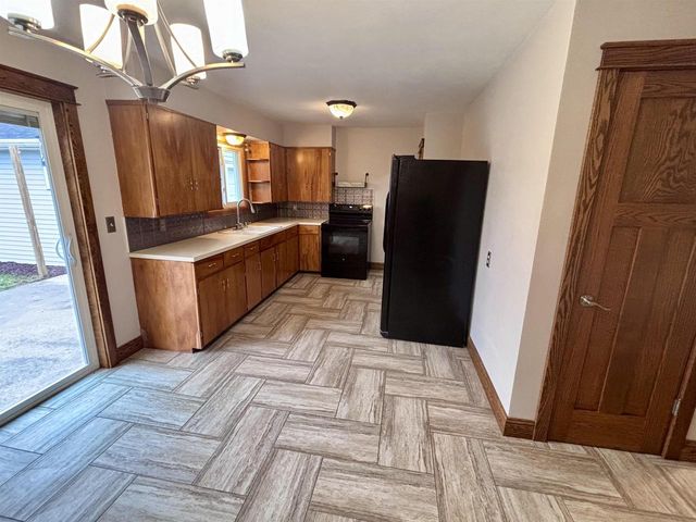 245 Ridge Avenue, Platteville, WI 53818