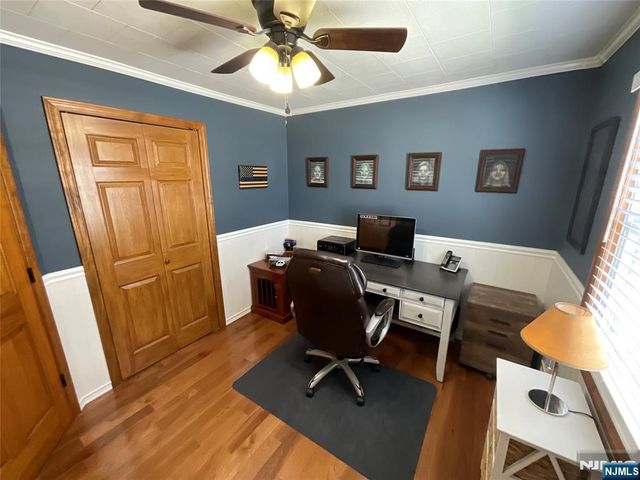 321 Thomas Avenue, Lyndhurst, NJ 07071