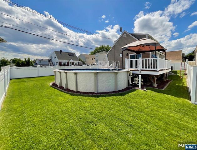 321 Thomas Avenue, Lyndhurst, NJ 07071