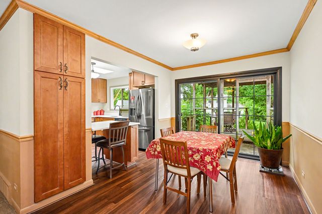 1970 Nottingham Lane, Wheaton, IL 60189