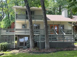 11 Ridgeway Street, Coldspring, TX 77331