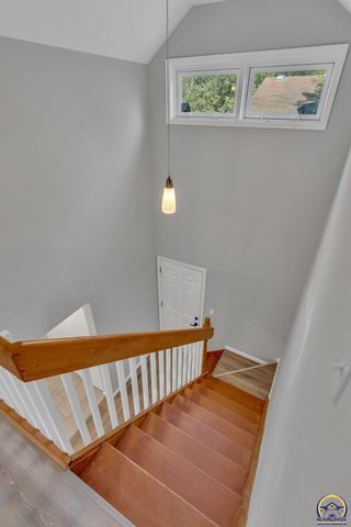 3637 SW 38th ST, Topeka, KS 66610