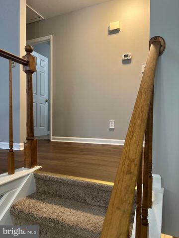 11211 SURRY WOODS CT, Fredericksburg, VA 22407
