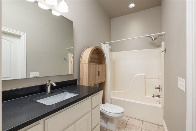3064 Willow Bend Circle, Springdale, AR 72762
