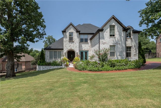 3064 Willow Bend Circle, Springdale, AR 72762