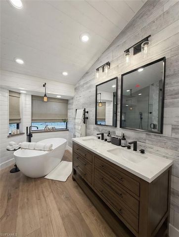 18670 Telegraph Creek LN, Alva, FL 33920