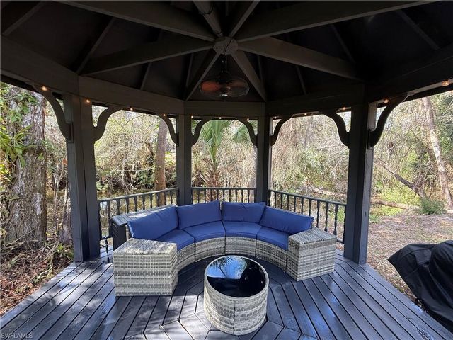 18670 Telegraph Creek LN, Alva, FL 33920