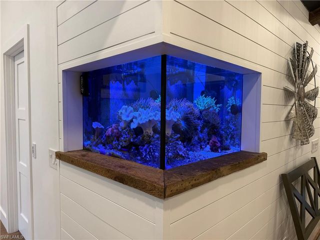 18670 Telegraph Creek LN, Alva, FL 33920