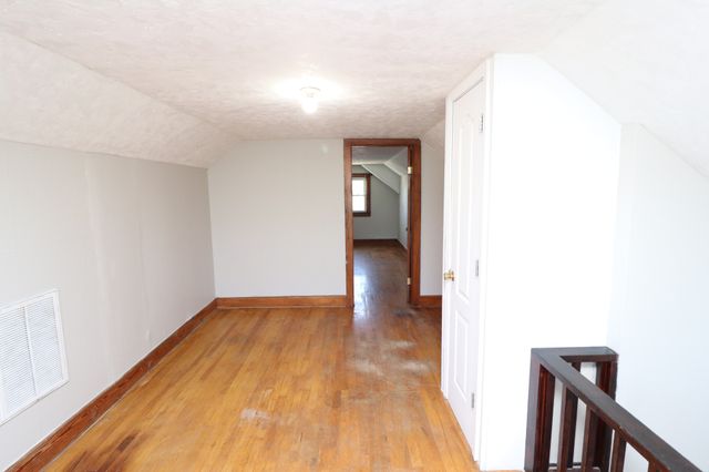 400 Meador Dr, Lafayette, TN 37083