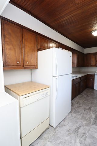 400 Meador Dr, Lafayette, TN 37083