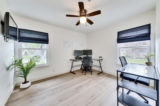 2102 Bristol DR, Austin, TX 78723
