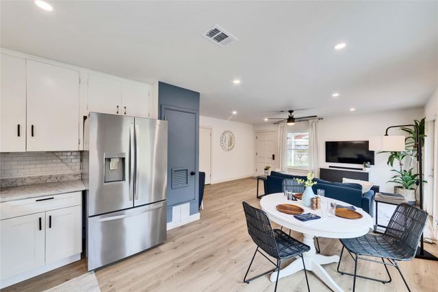 2102 Bristol DR, Austin, TX 78723