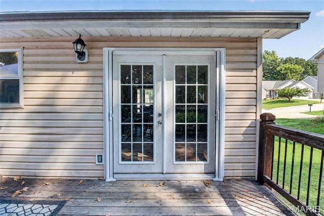 73 Adventura, Festus, MO 63028