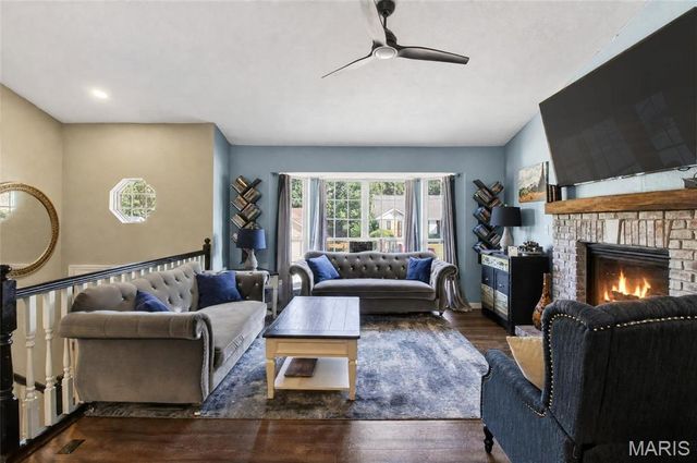 73 Adventura, Festus, MO 63028