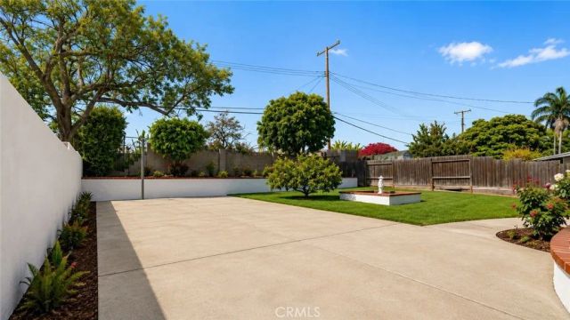 2321 Mccart, La Habra, CA 90631