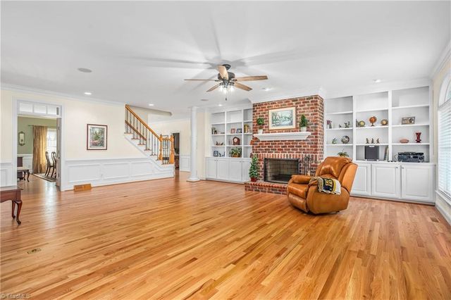 1032 Salem Village Lane, Clemmons, NC 27012