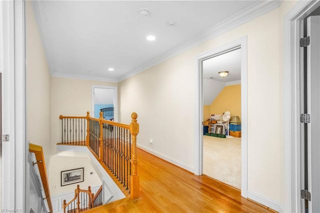 1032 Salem Village Lane, Clemmons, NC 27012