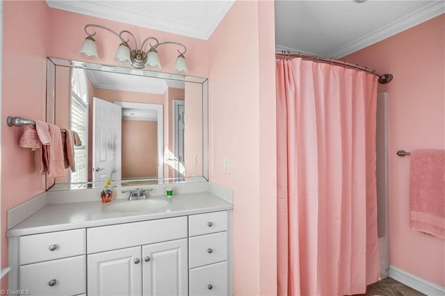 1032 Salem Village Lane, Clemmons, NC 27012