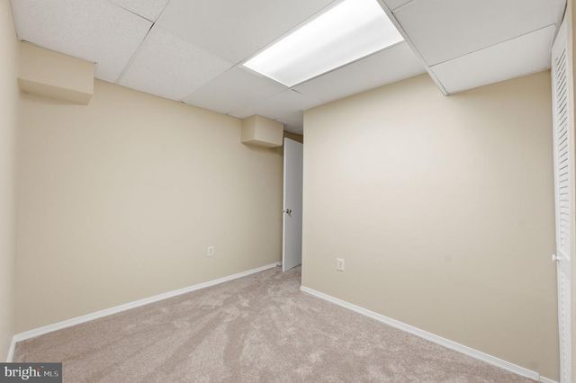 10065 CHESTNUT WOOD LN, Burke, VA 22015