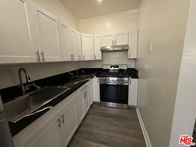 5522 Sierra Vista Avenue 24, Los Angeles, CA 90038