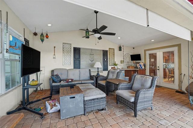 72 WOOD HALL DRIVE, Mulberry, FL 33860