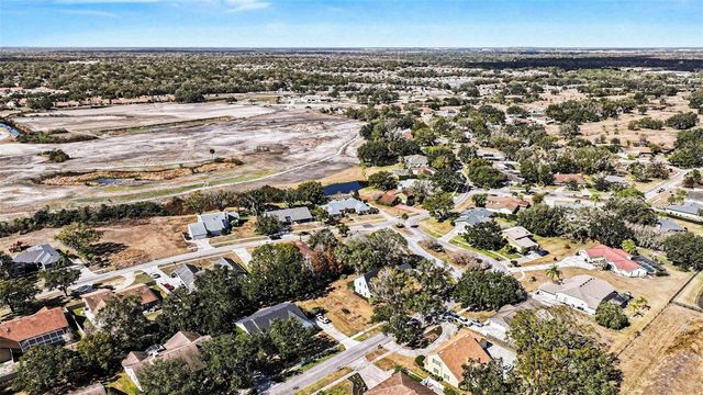 72 WOOD HALL DRIVE, Mulberry, FL 33860