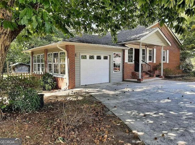 12871 Panhandle Road, Hampton, GA 30228