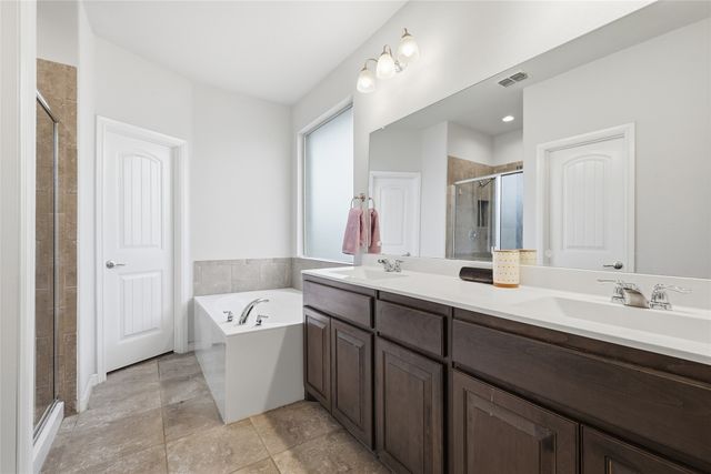 9717 Deephaven Drive, Fort Worth, TX 76177