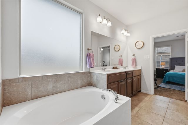 9717 Deephaven Drive, Fort Worth, TX 76177