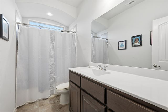 9717 Deephaven Drive, Fort Worth, TX 76177