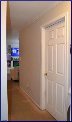 71 Eton Way 71, Franklin Twp., NJ 08873