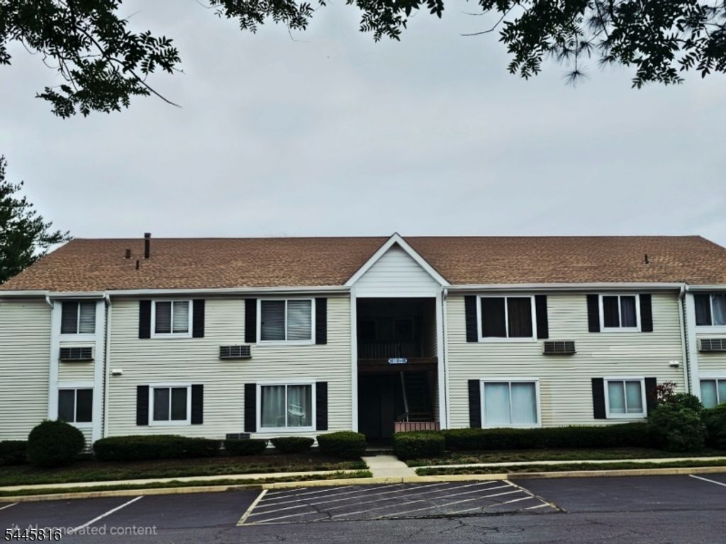 71 Eton Way 71, Franklin Twp., NJ 08873