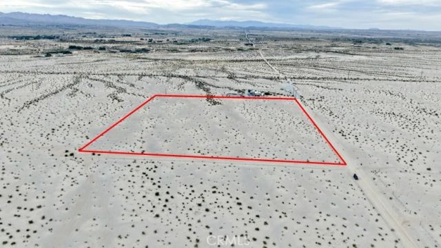 10 Indian, 29 Palms, CA 92277
