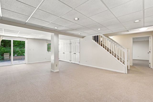 520 Glenwood Trail, Elgin, IL 60120