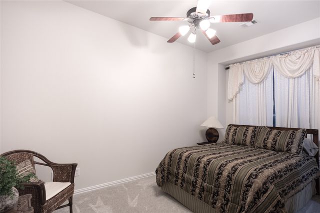 8870 Kameryn Lane, Lantana, TX 76226