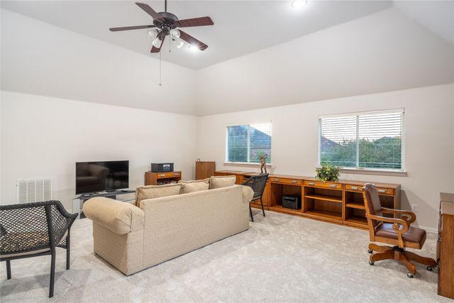 8870 Kameryn Lane, Lantana, TX 76226