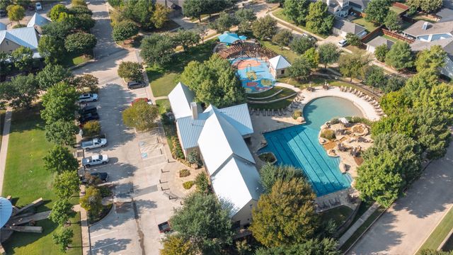 8870 Kameryn Lane, Lantana, TX 76226