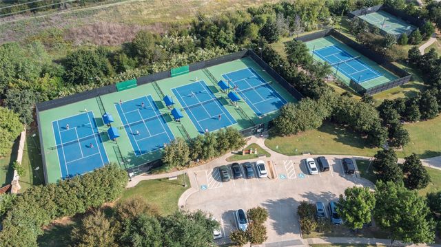 8870 Kameryn Lane, Lantana, TX 76226