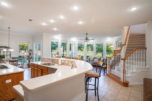 8870 Kameryn Lane, Lantana, TX 76226