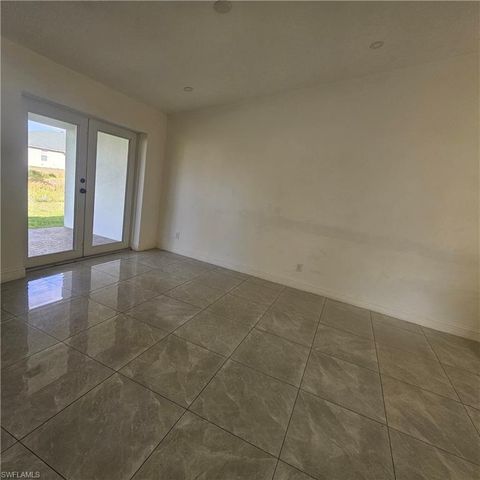 4722 29th ST SW, Lehigh Acres, FL 33973