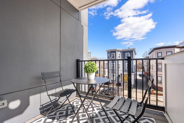 109 Prospect St 205, Somerville, MA 02143