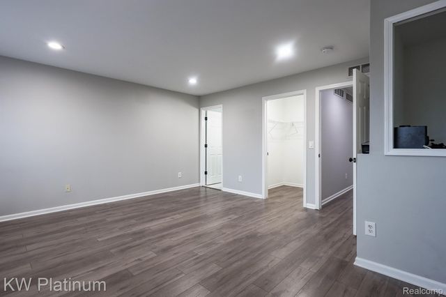 3835 Cherry Creek Lane, Sterling Heights, MI 48314