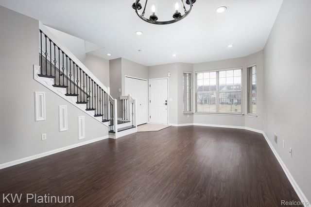 3835 Cherry Creek Lane, Sterling Heights, MI 48314