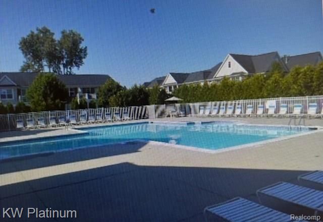 3835 Cherry Creek Lane, Sterling Heights, MI 48314