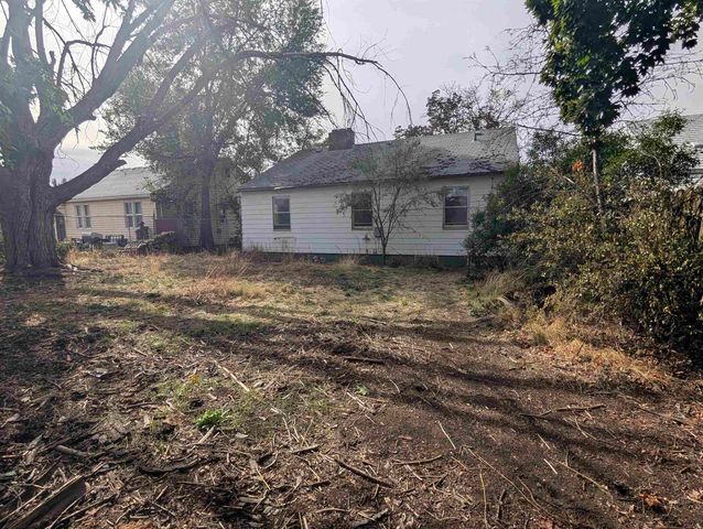 5106 N Monroe St, Spokane, WA 99205