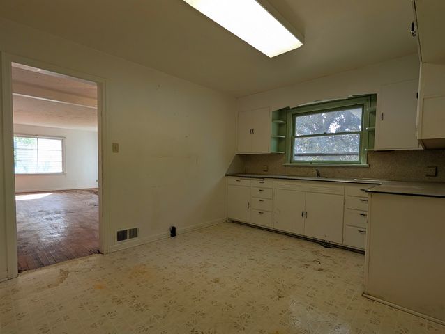 5106 N Monroe St, Spokane, WA 99205
