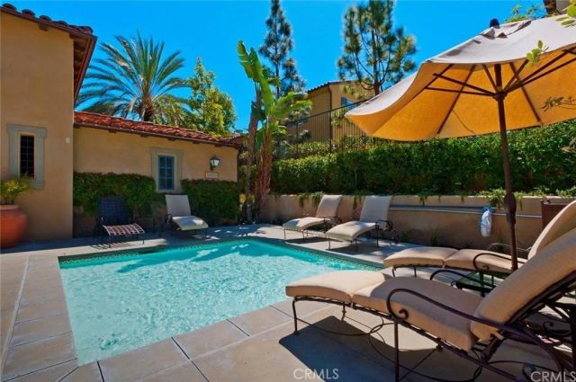 79 Canyoncrest, Irvine, CA 92603